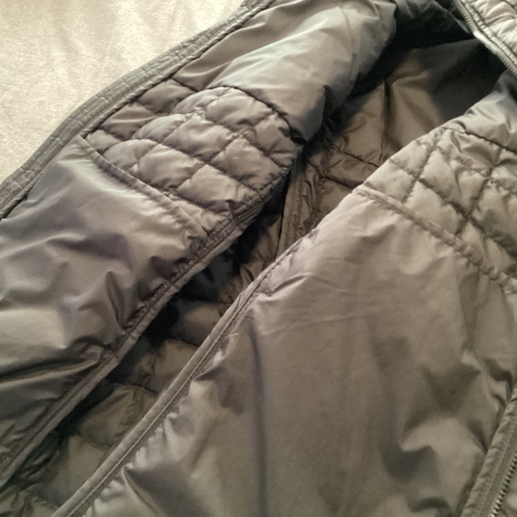 North Face Thermoball puffer jacket - Picture 9 of 9